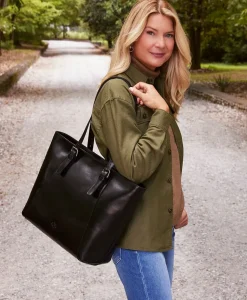 Patricia Nash Arlia Tote| Totes