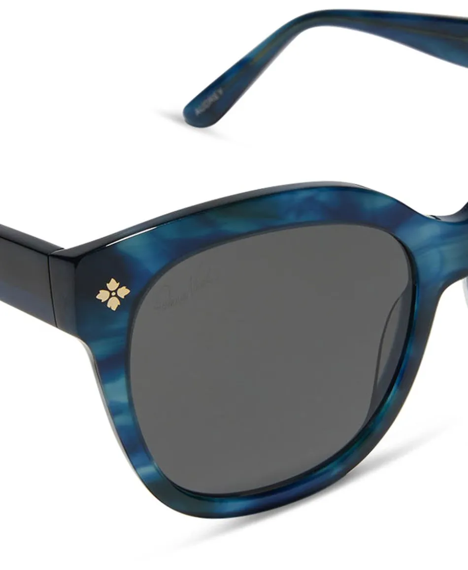 Patricia Nash Audrey Sunglasses| Square
